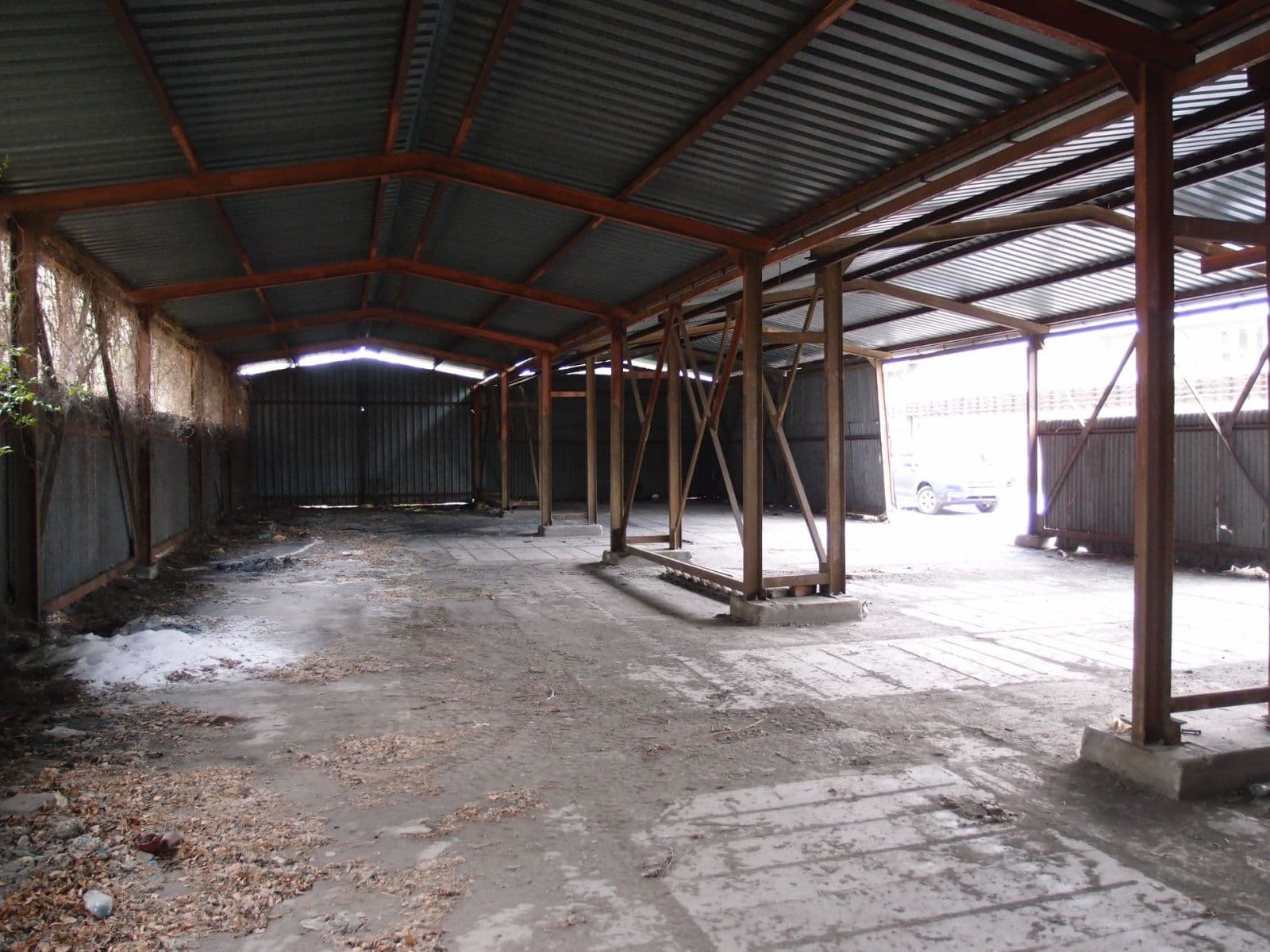 Predaj nebytového priestoru 1.179 m², Tovární, Králův Dvůr, Středočeský kraj Predaj nebytového priestoru 1.179 m², Tovární, Králův Dvůr, Středočeský kraj