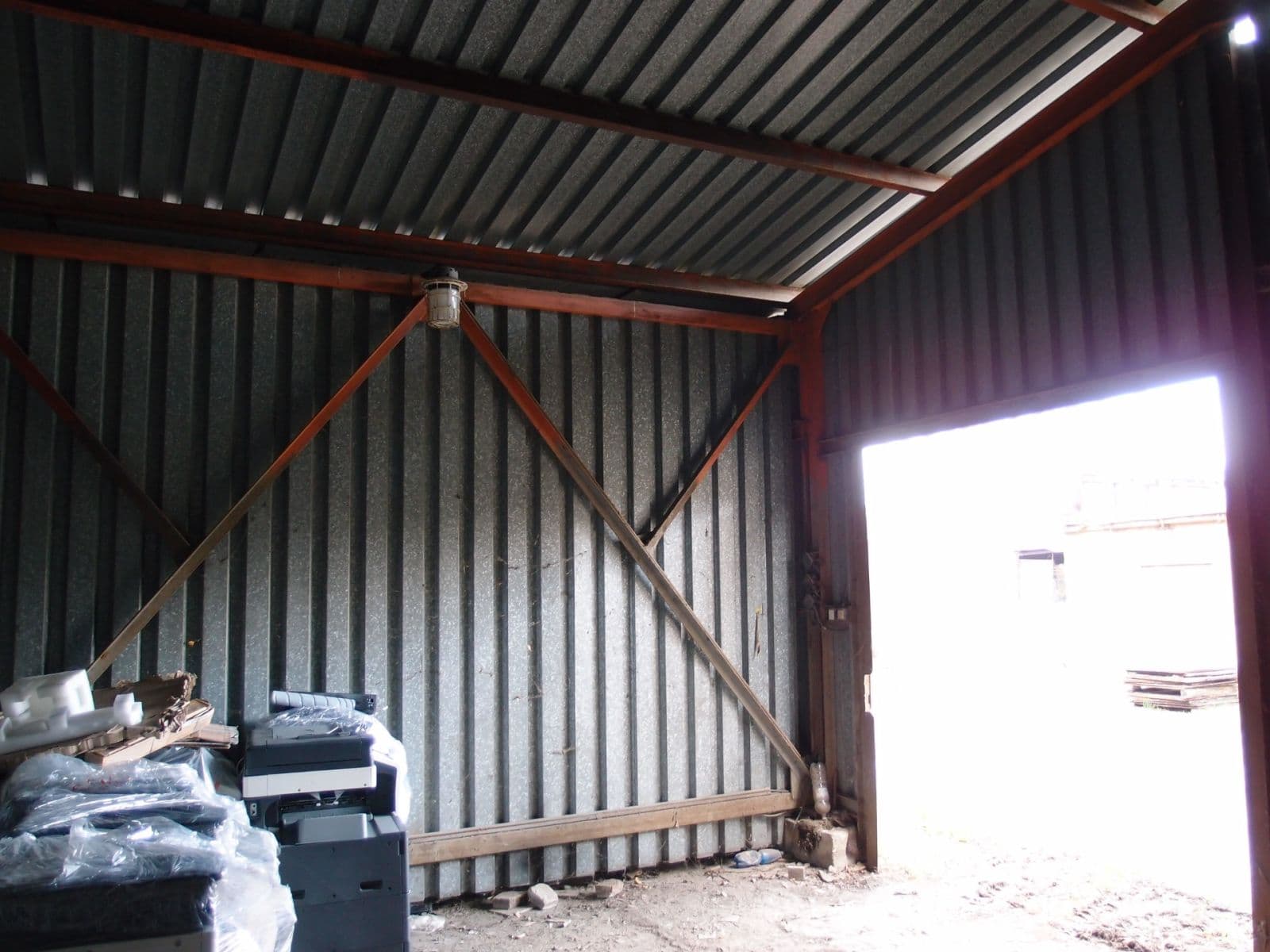 Predaj nebytového priestoru 1.179 m², Tovární, Králův Dvůr, Středočeský kraj Predaj nebytového priestoru 1.179 m², Tovární, Králův Dvůr, Středočeský kraj