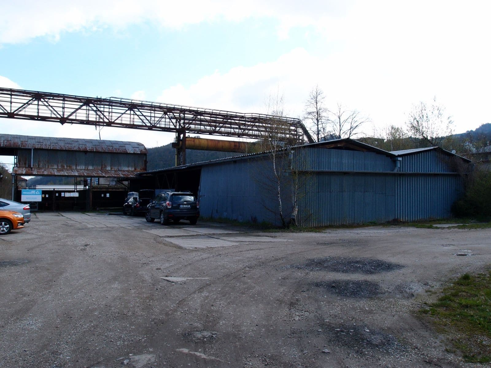 Predaj nebytového priestoru 1.179 m², Tovární, Králův Dvůr, Středočeský kraj Predaj nebytového priestoru 1.179 m², Tovární, Králův Dvůr, Středočeský kraj