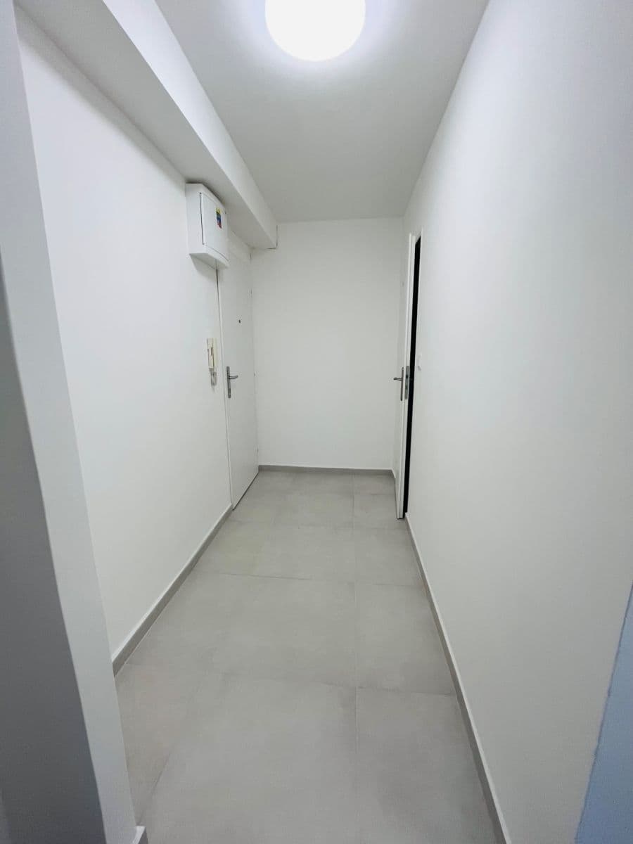 Prenájom bytu 2-izbový 50 m², Bohumínská, Ostrava, Moravskoslezský kraj Prenájom bytu 2-izbový 50 m², Bohumínská, Ostrava, Moravskoslezský kraj