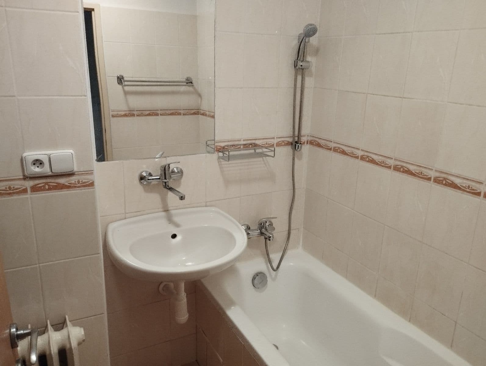 Prenájom bytu 2-izbový 60 m², Brožíkova, Plzeň, Plzeňský kraj Prenájom bytu 2-izbový 60 m², Brožíkova, Plzeň, Plzeňský kraj
