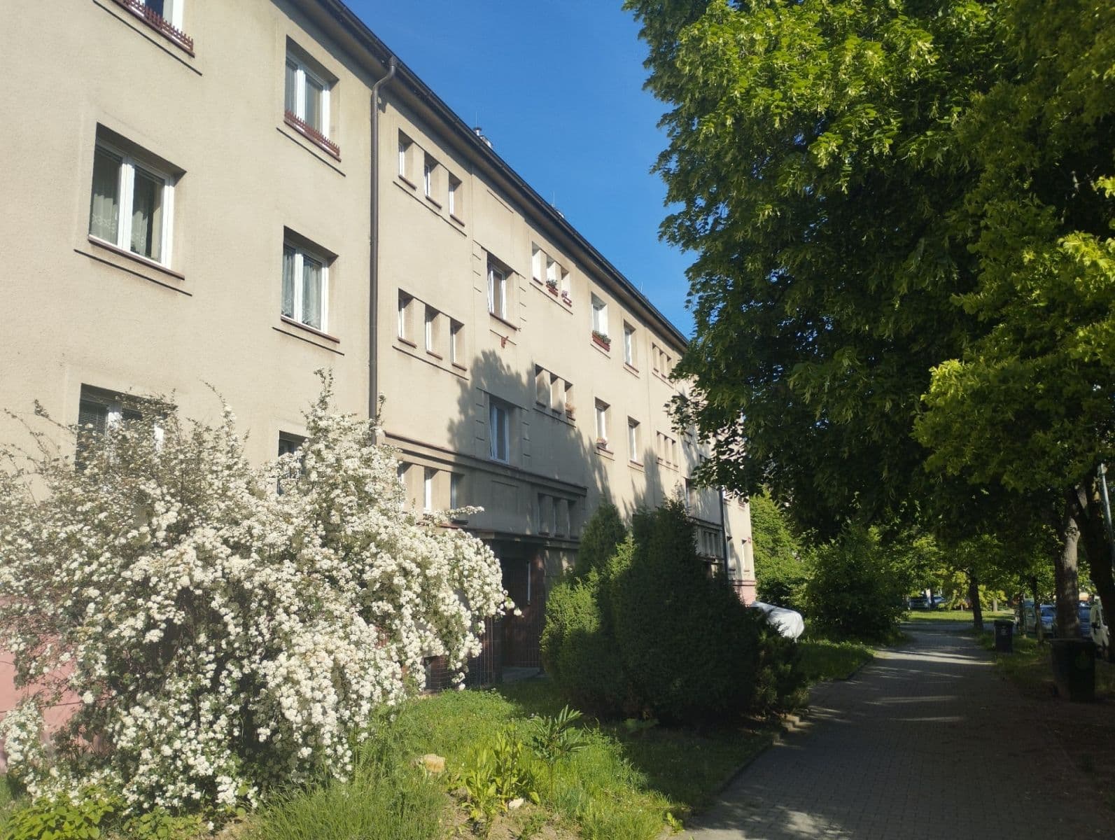 Prenájom bytu 2-izbový 60 m², Brožíkova, Plzeň, Plzeňský kraj Prenájom bytu 2-izbový 60 m², Brožíkova, Plzeň, Plzeňský kraj