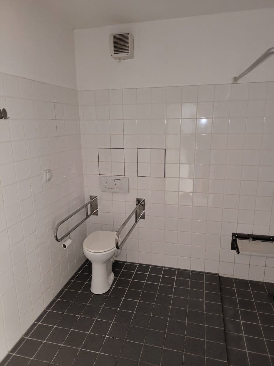 Predaj bytu 1-izbový 28 m², Za Mlýnem, Hostivice, Středočeský kraj Predaj bytu 1-izbový 28 m², Za Mlýnem, Hostivice, Středočeský kraj