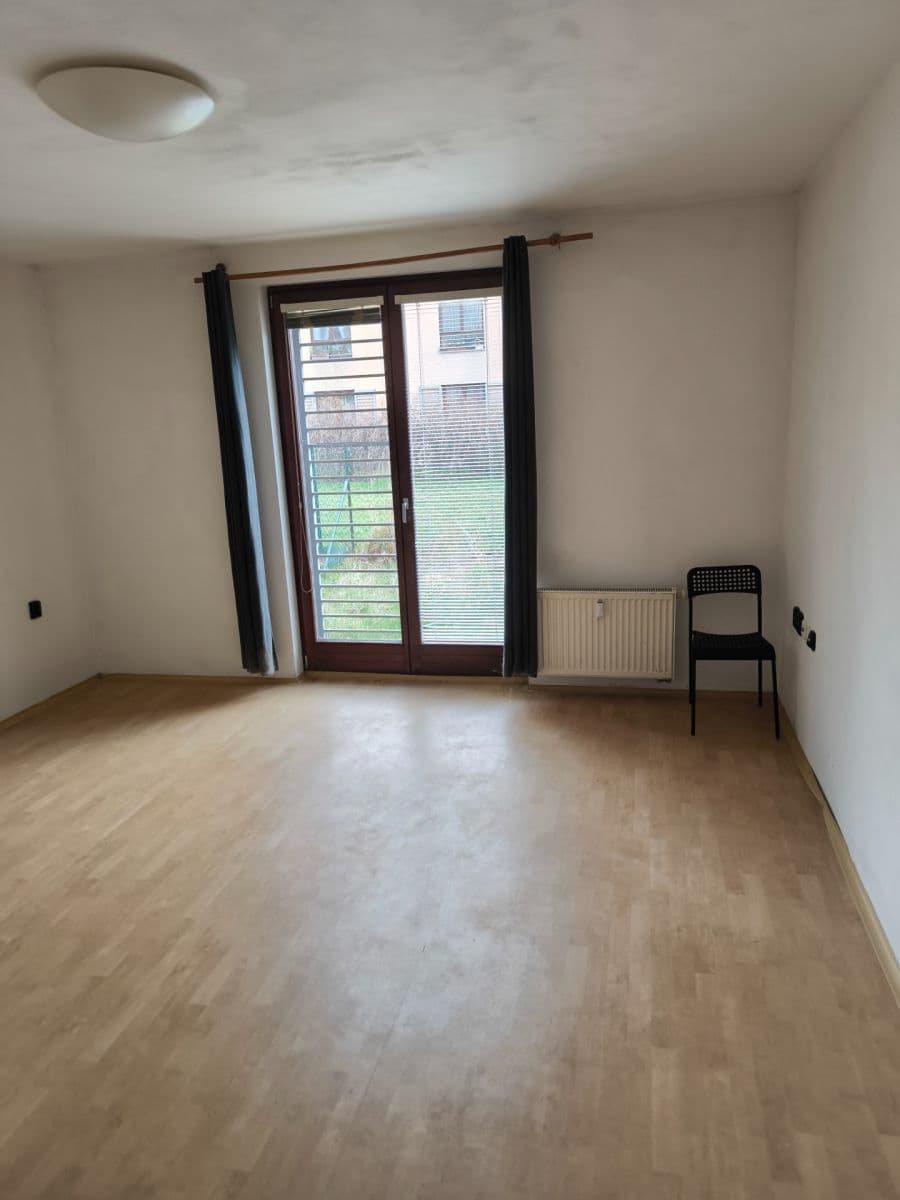 Predaj bytu 1-izbový 28 m², Za Mlýnem, Hostivice, Středočeský kraj Predaj bytu 1-izbový 28 m², Za Mlýnem, Hostivice, Středočeský kraj