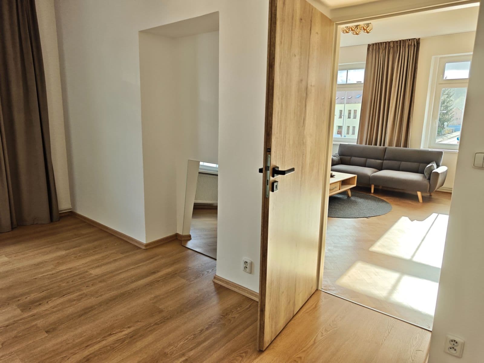 Predaj bytu 2-izbový 63 m², 1. máje, Hrádek nad Nisou, Liberecký kraj Predaj bytu 2-izbový 63 m², 1. máje, Hrádek nad Nisou, Liberecký kraj