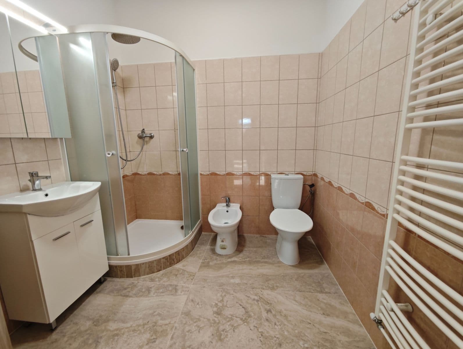 Predaj bytu 2-izbový 63 m², 1. máje, Hrádek nad Nisou, Liberecký kraj Predaj bytu 2-izbový 63 m², 1. máje, Hrádek nad Nisou, Liberecký kraj