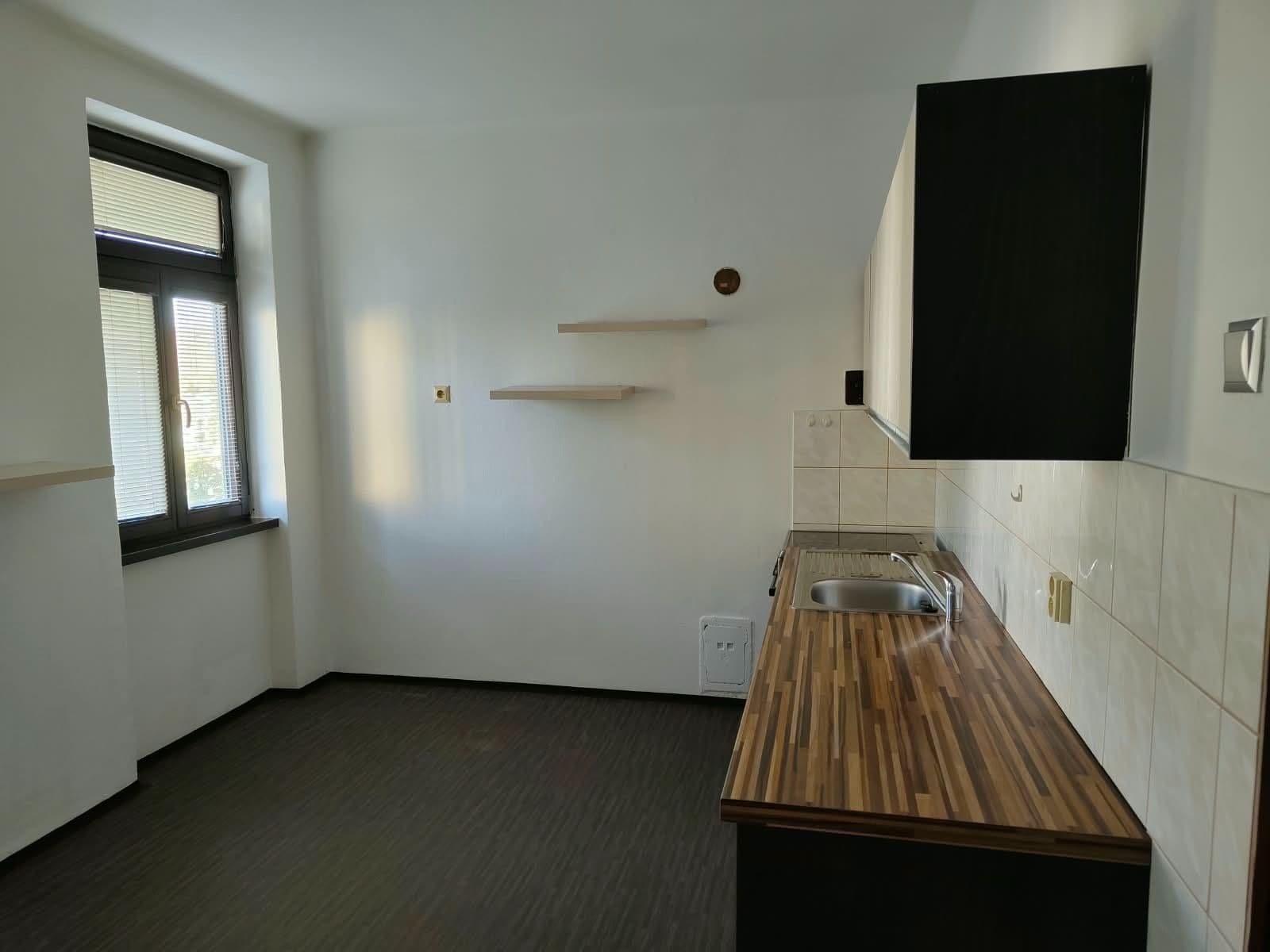 Prenájom bytu 1-izbový 52 m², Komenského, Písek, Jihočeský kraj Prenájom bytu 1-izbový 52 m², Komenského, Písek, Jihočeský kraj