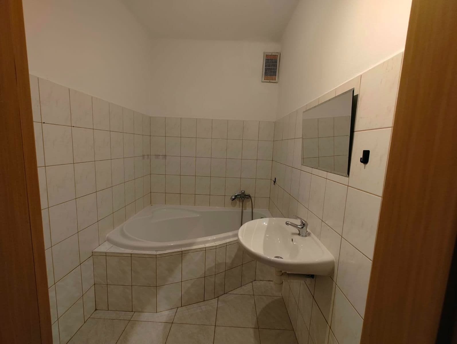 Prenájom bytu 1-izbový 52 m², Komenského, Písek, Jihočeský kraj Prenájom bytu 1-izbový 52 m², Komenského, Písek, Jihočeský kraj