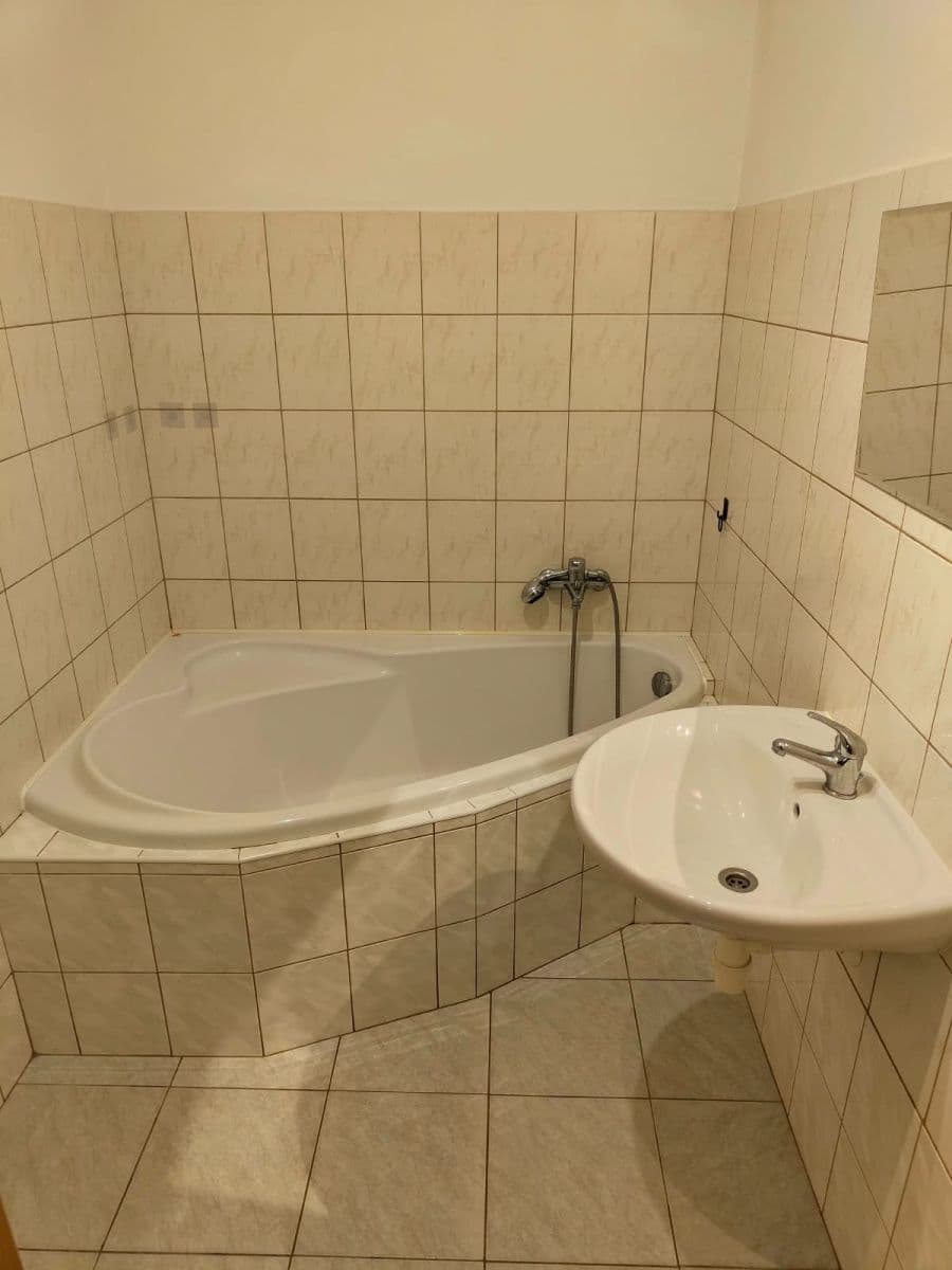 Prenájom bytu 1-izbový 52 m², Komenského, Písek, Jihočeský kraj Prenájom bytu 1-izbový 52 m², Komenského, Písek, Jihočeský kraj