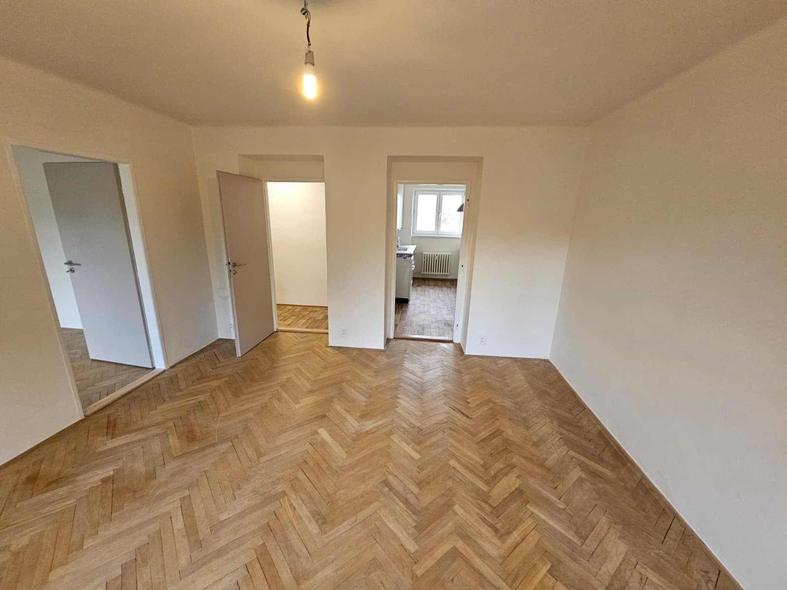 Prenájom bytu 2-izbový 55 m², Houdova, Praha, Praha Prenájom bytu 2-izbový 55 m², Houdova, Praha, Praha
