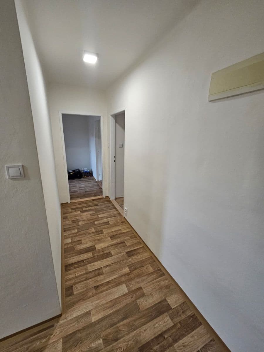 Prenájom bytu 2-izbový 55 m², Houdova, Praha, Praha Prenájom bytu 2-izbový 55 m², Houdova, Praha, Praha