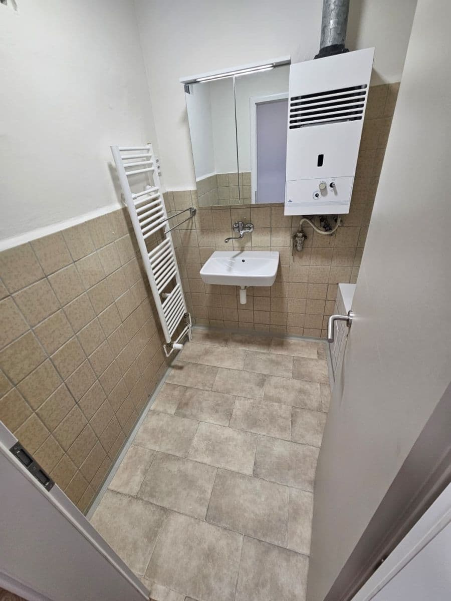 Prenájom bytu 2-izbový 55 m², Houdova, Praha, Praha Prenájom bytu 2-izbový 55 m², Houdova, Praha, Praha