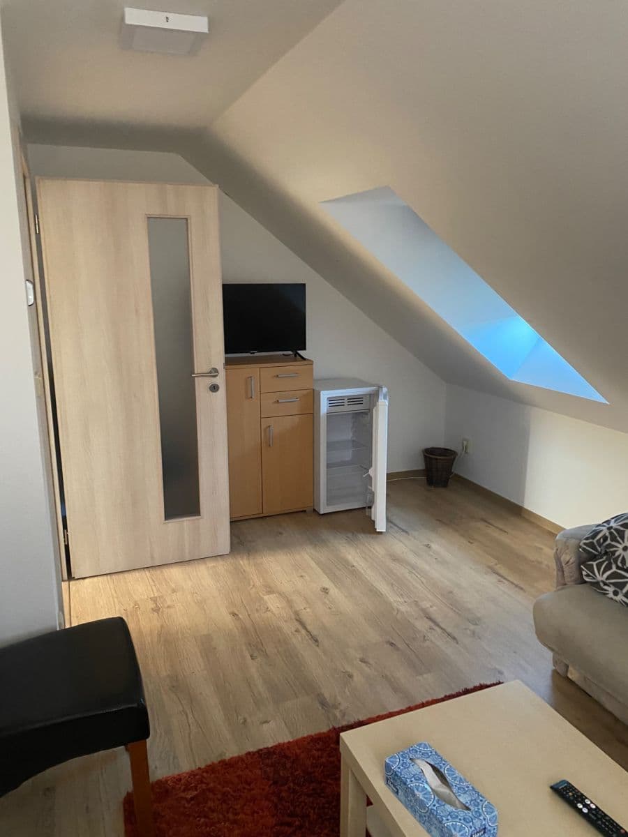 Prenájom domu 65 m², pozemok 620 m², Dalešice, Kraj Vysočina Prenájom domu 65 m², pozemok 620 m², Dalešice, Kraj Vysočina