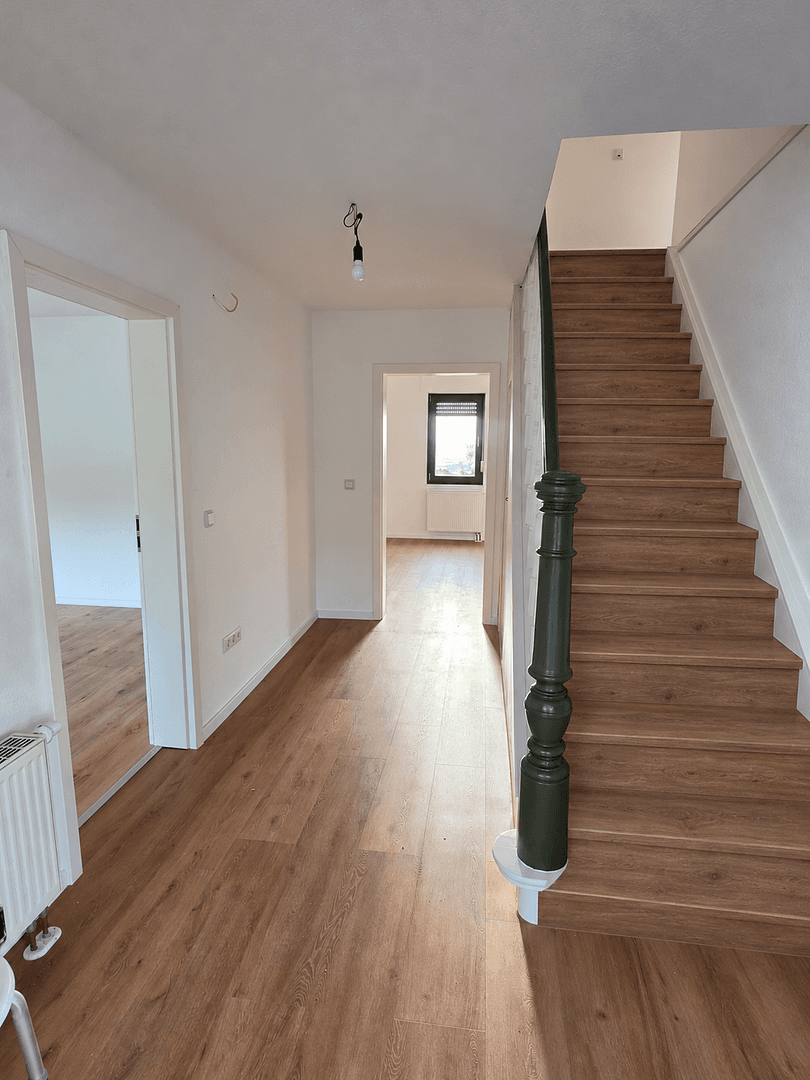 Prenájom domu 143 m², pozemok 1.136 m², Bindweider Straße 5, Malberg, Porýnie-Falcko Prenájom domu 143 m², pozemok 1.136 m², Bindweider Straße 5, Malberg, Porýnie-Falcko