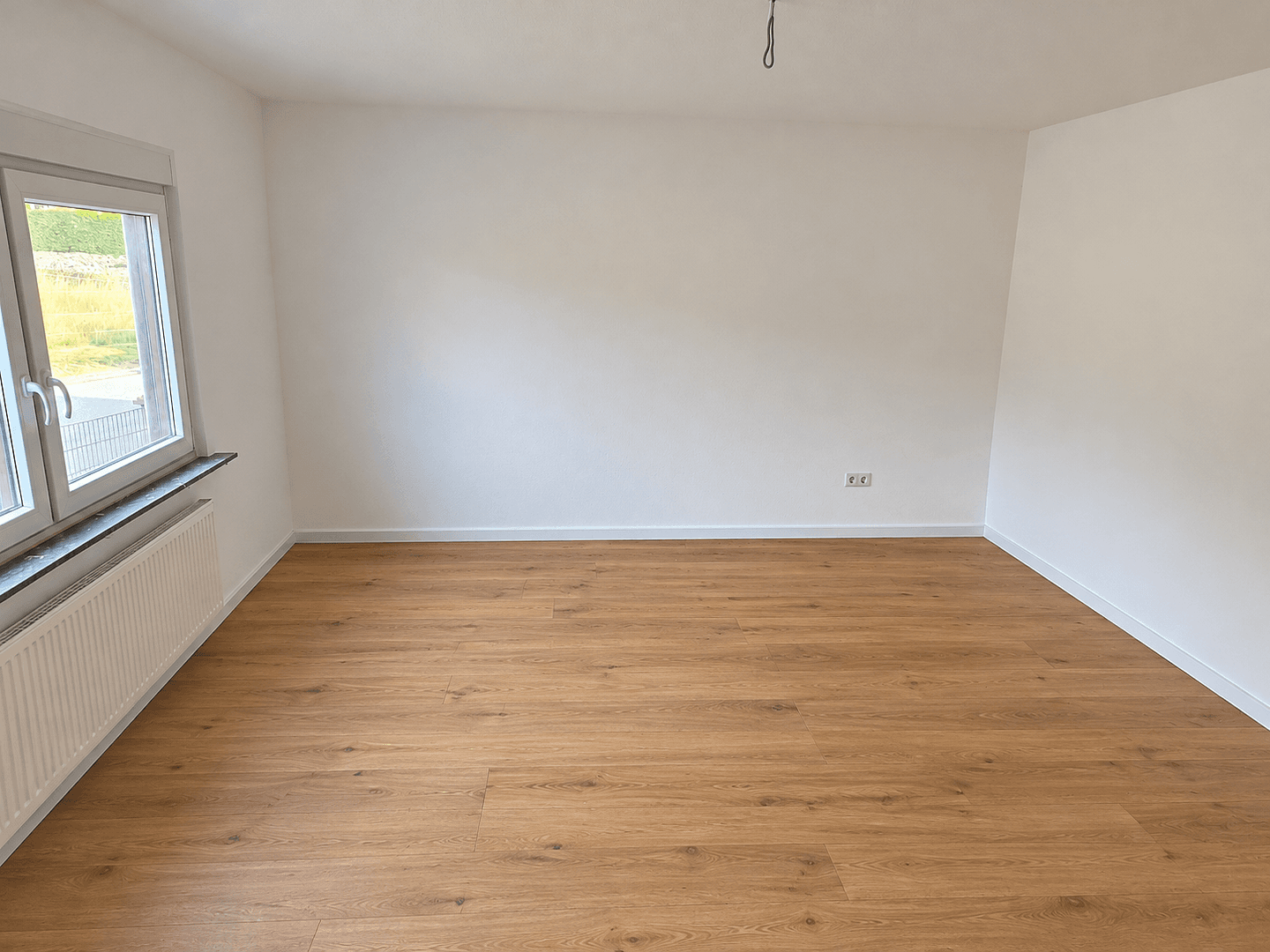 Prenájom domu 143 m², pozemok 1.136 m², Bindweider Straße 5, Malberg, Porýnie-Falcko Prenájom domu 143 m², pozemok 1.136 m², Bindweider Straße 5, Malberg, Porýnie-Falcko