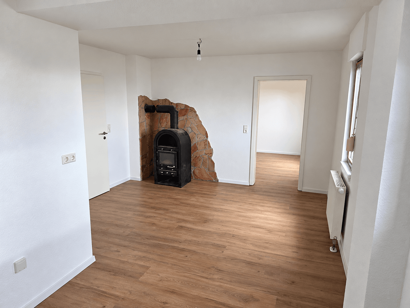 Prenájom domu 143 m², pozemok 1.136 m², Bindweider Straße 5, Malberg, Porýnie-Falcko Prenájom domu 143 m², pozemok 1.136 m², Bindweider Straße 5, Malberg, Porýnie-Falcko