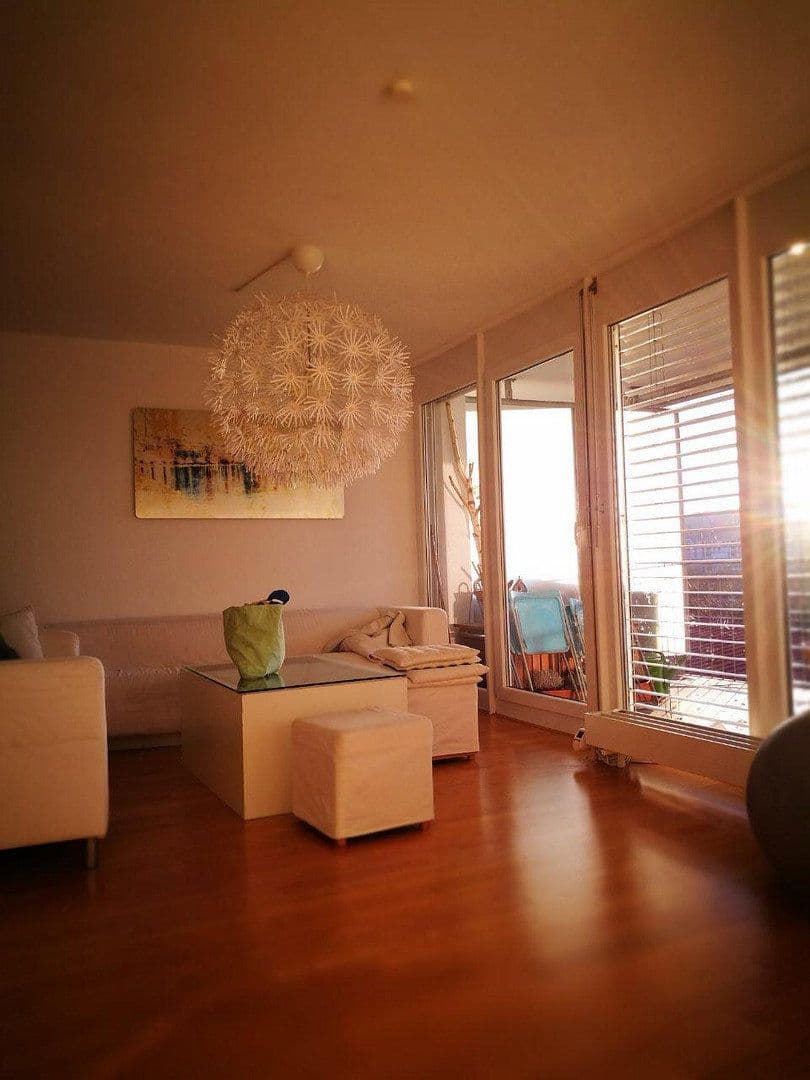 Prenájom bytu 3-izbový 120 m², Warmbacher Straße 9, Rheinfelden (Baden), Bádensko-Wurttembersko Prenájom bytu 3-izbový 120 m², Warmbacher Straße 9, Rheinfelden (Baden), Bádensko-Wurttembersko