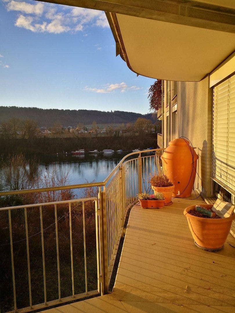 Prenájom bytu 3-izbový 120 m², Warmbacher Straße 9, Rheinfelden (Baden), Bádensko-Wurttembersko Prenájom bytu 3-izbový 120 m², Warmbacher Straße 9, Rheinfelden (Baden), Bádensko-Wurttembersko