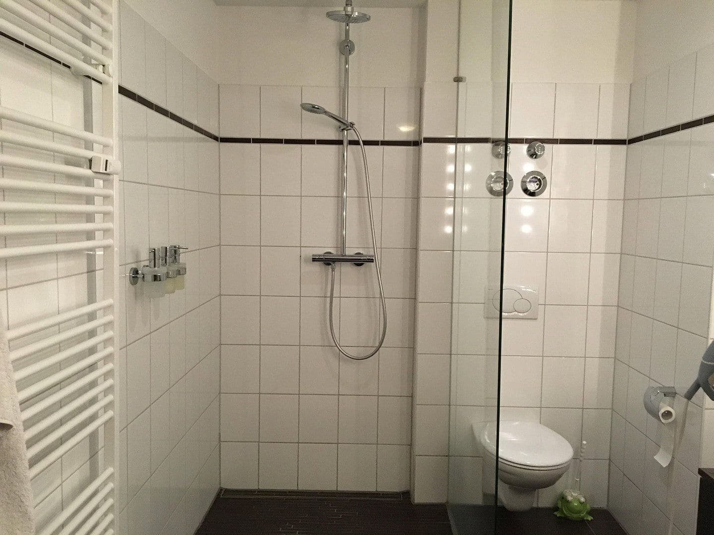 Prenájom bytu 3-izbový 120 m², Warmbacher Straße 9, Rheinfelden (Baden), Bádensko-Wurttembersko Prenájom bytu 3-izbový 120 m², Warmbacher Straße 9, Rheinfelden (Baden), Bádensko-Wurttembersko