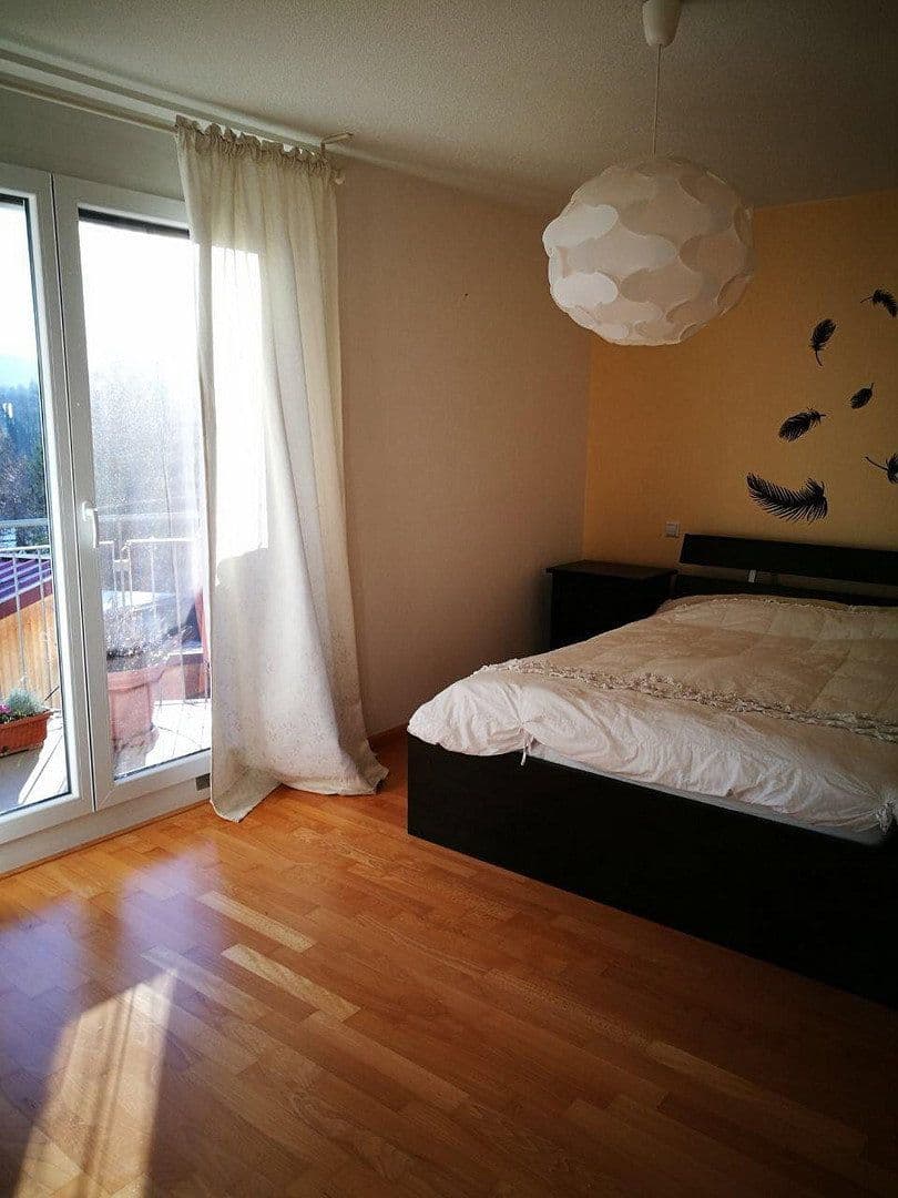 Prenájom bytu 3-izbový 120 m², Warmbacher Straße 9, Rheinfelden (Baden), Bádensko-Wurttembersko Prenájom bytu 3-izbový 120 m², Warmbacher Straße 9, Rheinfelden (Baden), Bádensko-Wurttembersko