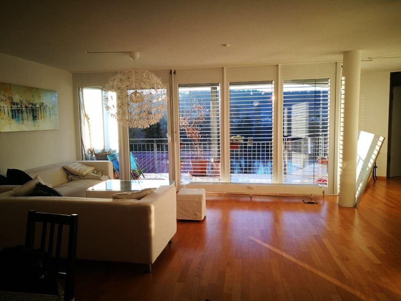 Prenájom bytu 3-izbový 120 m², Warmbacher Straße 9, Rheinfelden (Baden), Bádensko-Wurttembersko Prenájom bytu 3-izbový 120 m², Warmbacher Straße 9, Rheinfelden (Baden), Bádensko-Wurttembersko