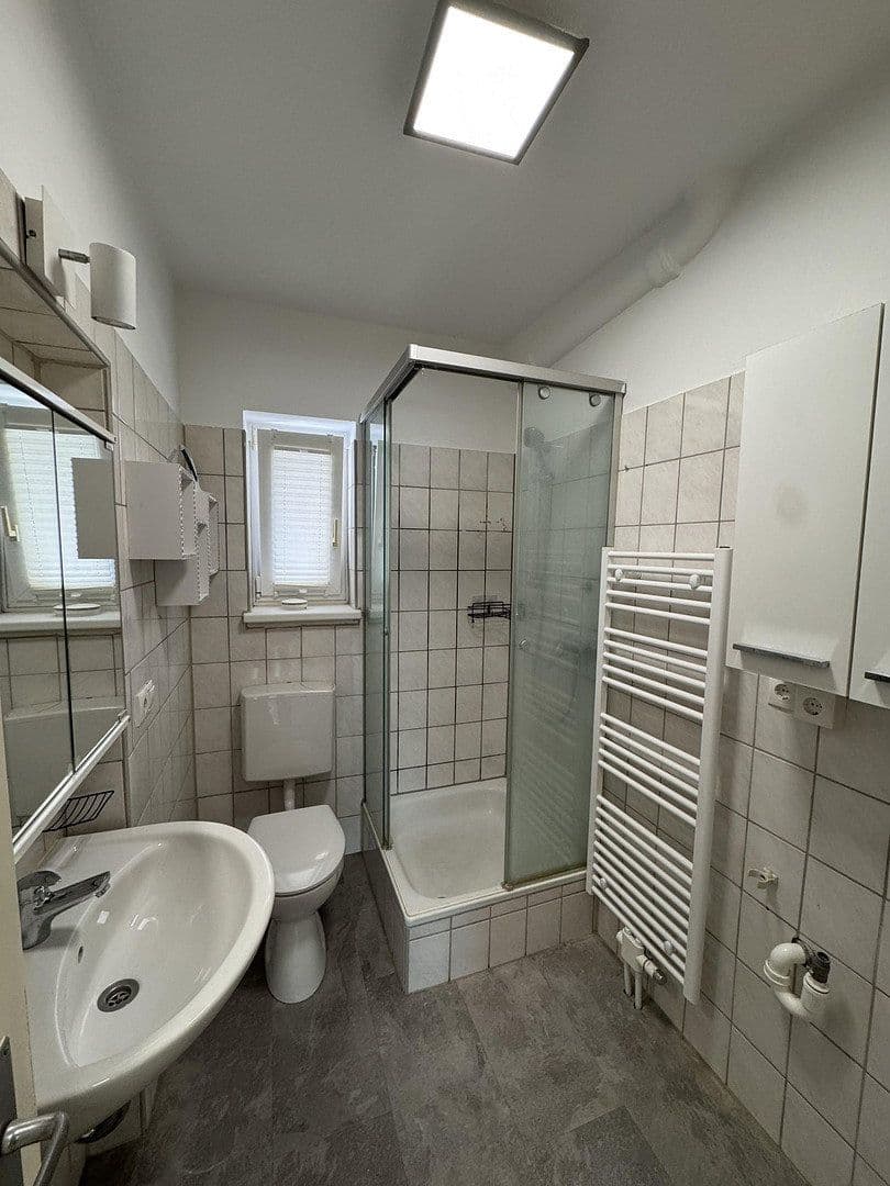 Prenájom bytu 2-izbový 42 m², Kirchstraße 46, Neustadt an der Weinstraße, Porýnie-Falcko Prenájom bytu 2-izbový 42 m², Kirchstraße 46, Neustadt an der Weinstraße, Porýnie-Falcko