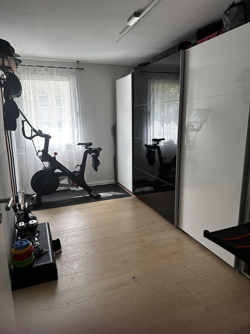 Prenájom bytu 4-izbový 101 m², Winnenden, Bádensko-Wurttembersko Prenájom bytu 4-izbový 101 m², Winnenden, Bádensko-Wurttembersko