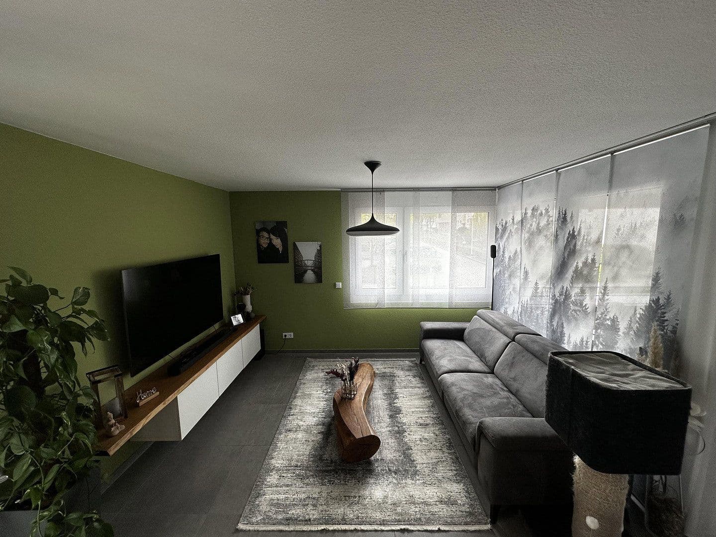 Prenájom bytu 4-izbový 101 m², Winnenden, Bádensko-Wurttembersko Prenájom bytu 4-izbový 101 m², Winnenden, Bádensko-Wurttembersko
