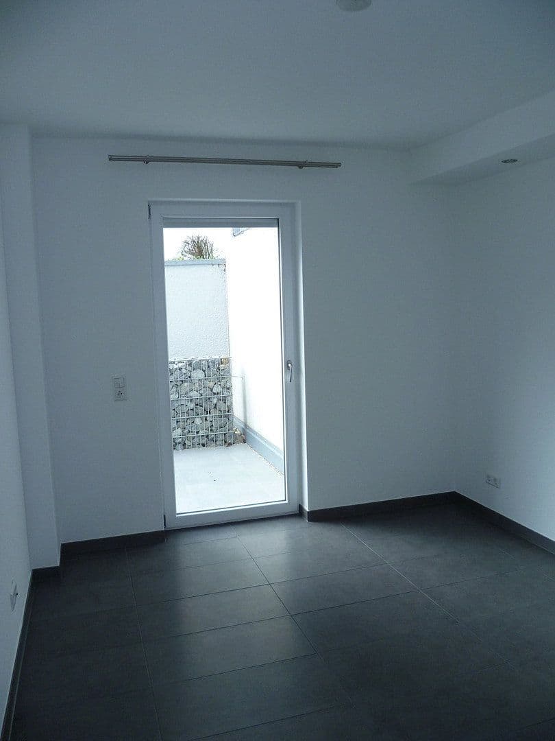 Prenájom bytu 2-izbový 55 m², Königsbach-Stein, Bádensko-Wurttembersko Prenájom bytu 2-izbový 55 m², Königsbach-Stein, Bádensko-Wurttembersko