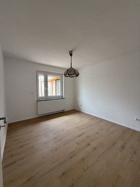 Prenájom domu 115 m², pozemok 450 m², Berlin, Berlín Prenájom domu 115 m², pozemok 450 m², Berlin, Berlín