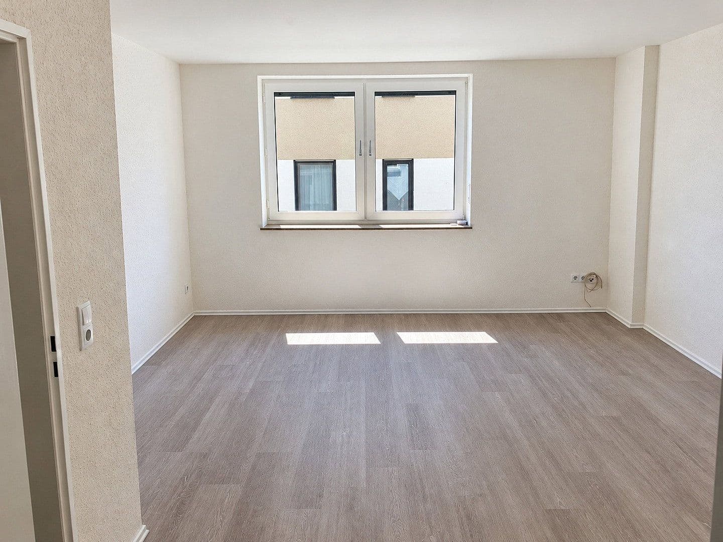 Prenájom bytu 3-izbový 75 m², Hagener Straße 141, Schwerte, Severné Porýnie - Westfálsko Prenájom bytu 3-izbový 75 m², Hagener Straße 141, Schwerte, Severné Porýnie - Westfálsko