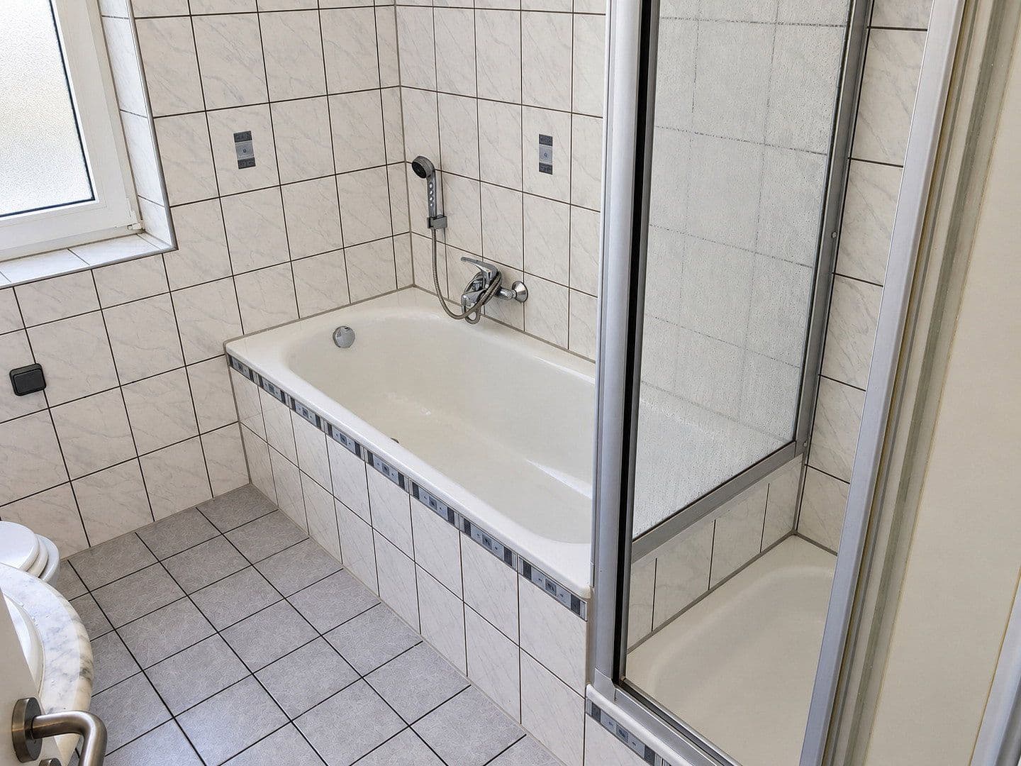 Prenájom bytu 3-izbový 75 m², Hagener Straße 141, Schwerte, Severné Porýnie - Westfálsko Prenájom bytu 3-izbový 75 m², Hagener Straße 141, Schwerte, Severné Porýnie - Westfálsko