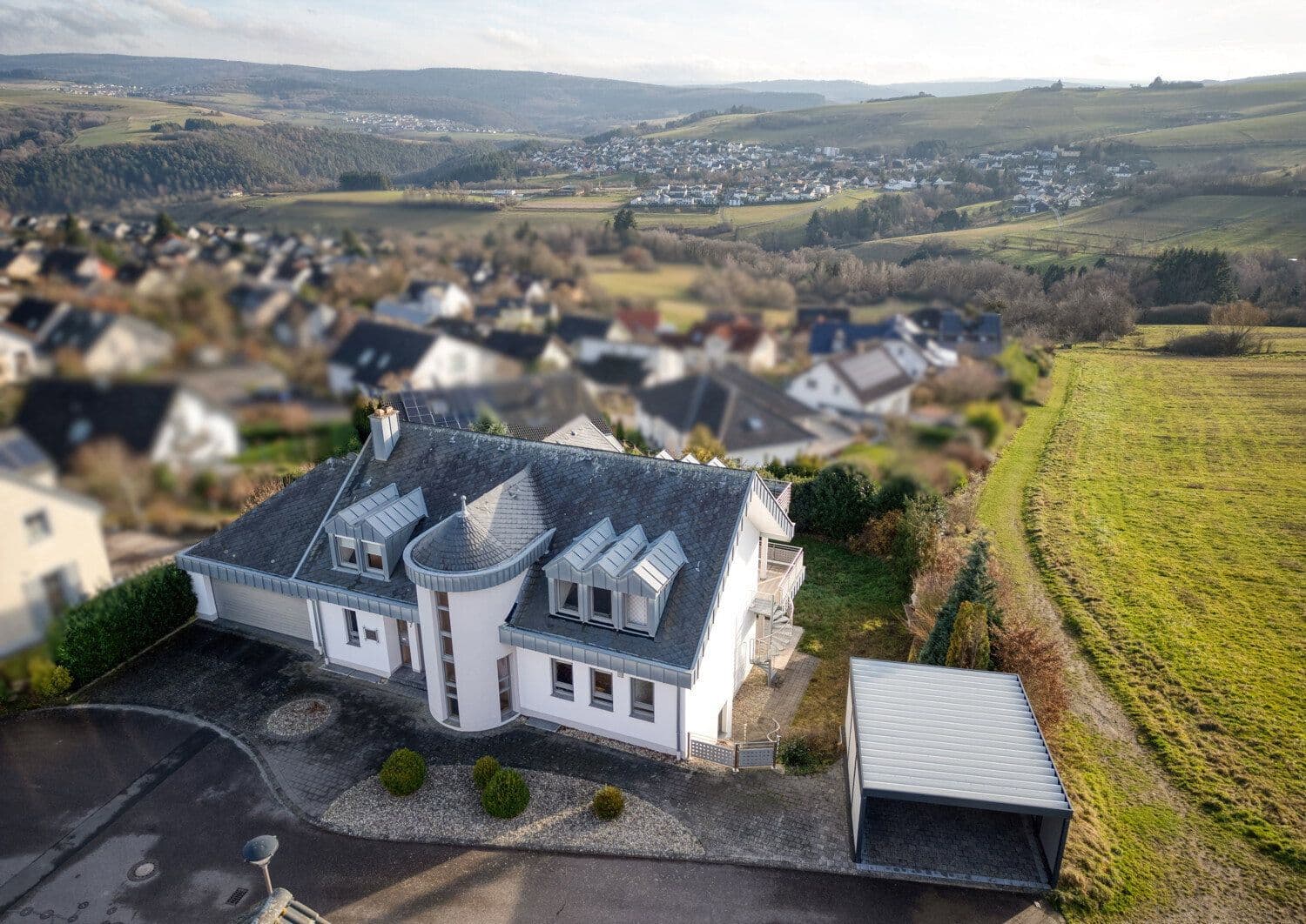 Prenájom bytu 2-izbový 105 m², Gusterath (bei Trier), Porýnie-Falcko Prenájom bytu 2-izbový 105 m², Gusterath (bei Trier), Porýnie-Falcko