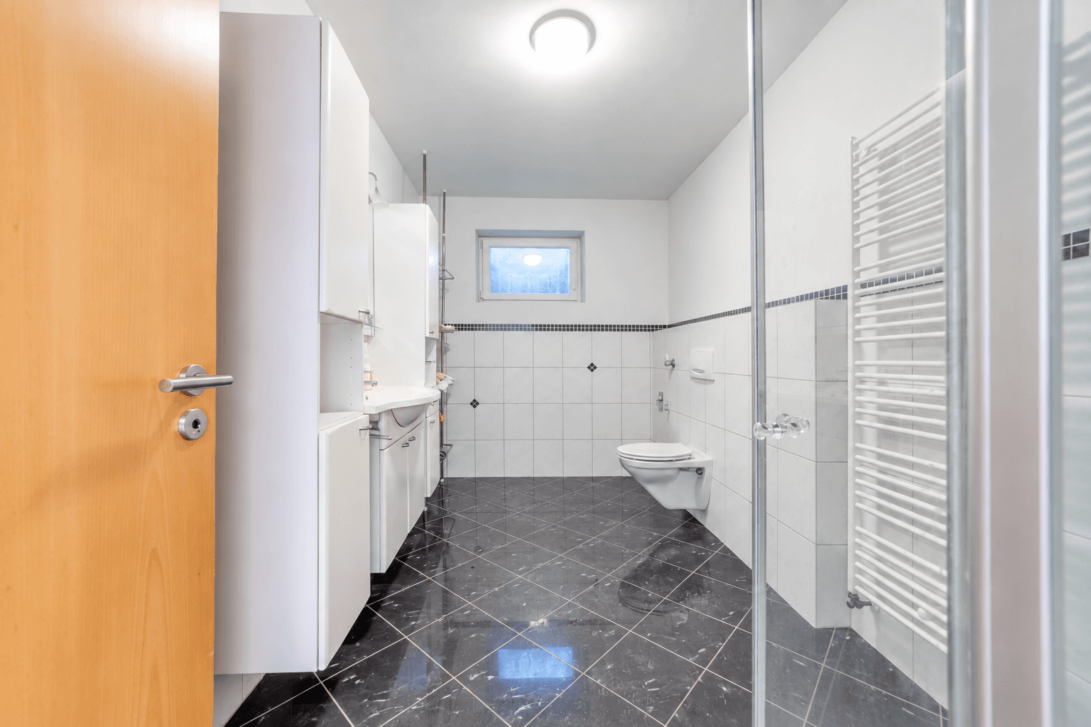 Prenájom bytu 2-izbový 105 m², Gusterath (bei Trier), Porýnie-Falcko Prenájom bytu 2-izbový 105 m², Gusterath (bei Trier), Porýnie-Falcko
