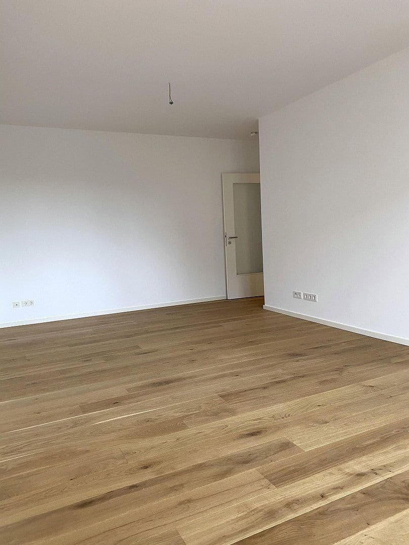 Prenájom bytu 2-izbový 58 m², Berlin, Berlín Prenájom bytu 2-izbový 58 m², Berlin, Berlín