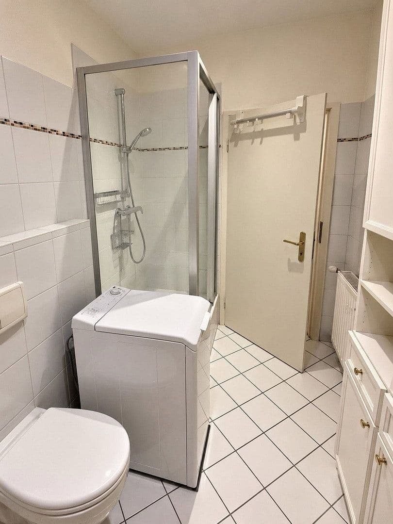 Prenájom bytu 3-izbový 79 m², Hoffmannstraße 30, Chemnitz, Sasko Prenájom bytu 3-izbový 79 m², Hoffmannstraße 30, Chemnitz, Sasko