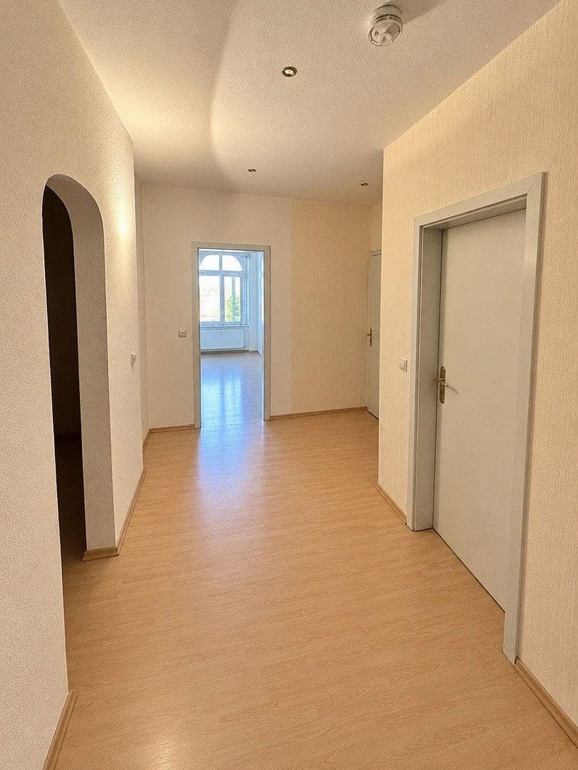 Prenájom bytu 3-izbový 79 m², Hoffmannstraße 30, Chemnitz, Sasko Prenájom bytu 3-izbový 79 m², Hoffmannstraße 30, Chemnitz, Sasko