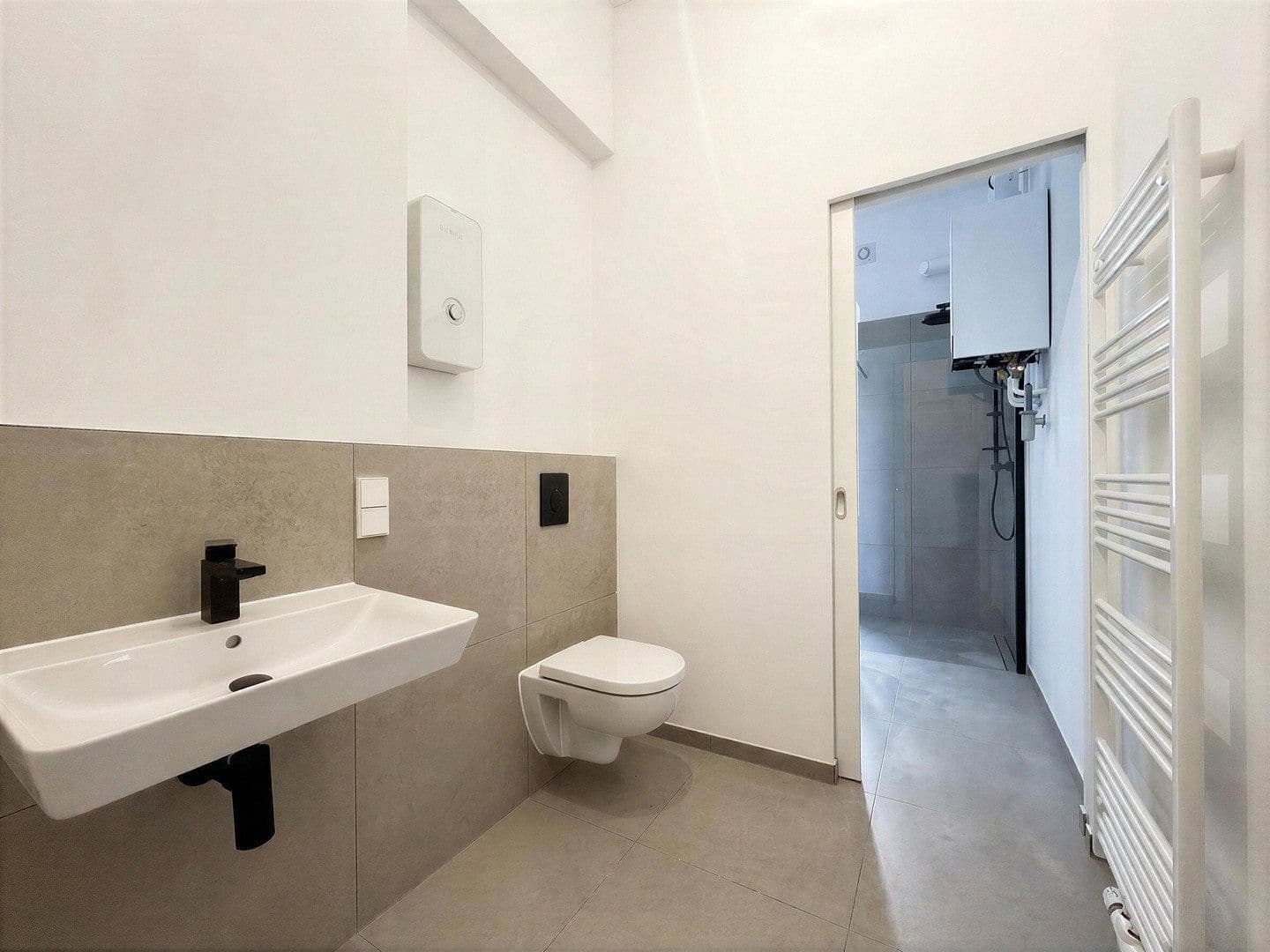 Predaj bytu 4-izbový 138 m², Rönnestraße 4, Berlin, Berlín Predaj bytu 4-izbový 138 m², Rönnestraße 4, Berlin, Berlín