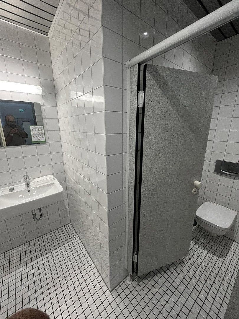 Prenájom kancelárie 105 m², Hauptstr. 15-21, Frechen, Severné Porýnie - Westfálsko Prenájom kancelárie 105 m², Hauptstr. 15-21, Frechen, Severné Porýnie - Westfálsko
