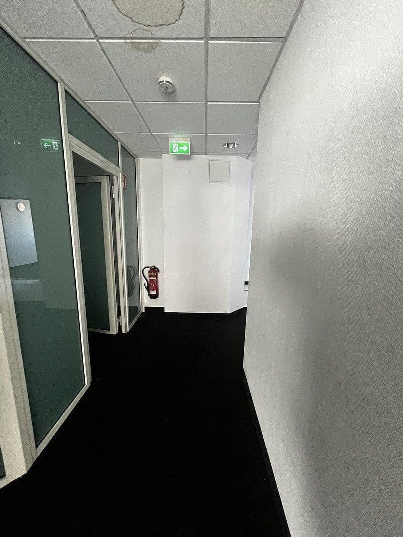 Prenájom kancelárie 105 m², Hauptstr. 15-21, Frechen, Severné Porýnie - Westfálsko Prenájom kancelárie 105 m², Hauptstr. 15-21, Frechen, Severné Porýnie - Westfálsko