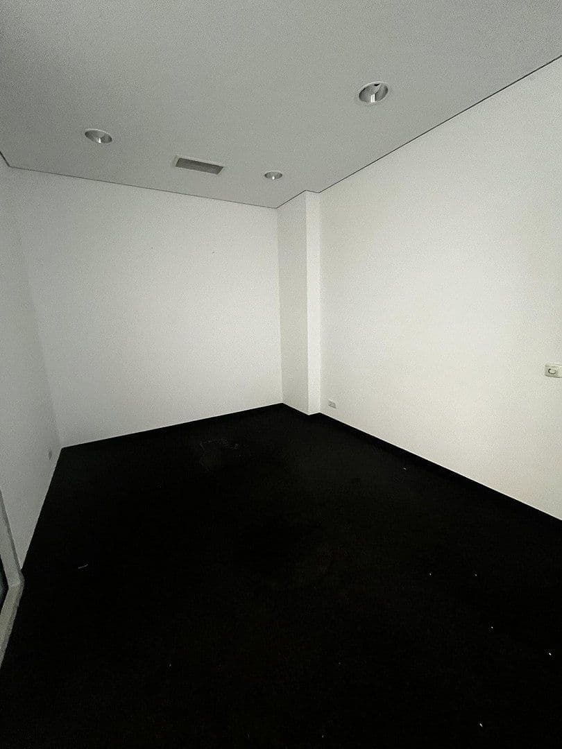 Prenájom kancelárie 105 m², Hauptstr. 15-21, Frechen, Severné Porýnie - Westfálsko Prenájom kancelárie 105 m², Hauptstr. 15-21, Frechen, Severné Porýnie - Westfálsko