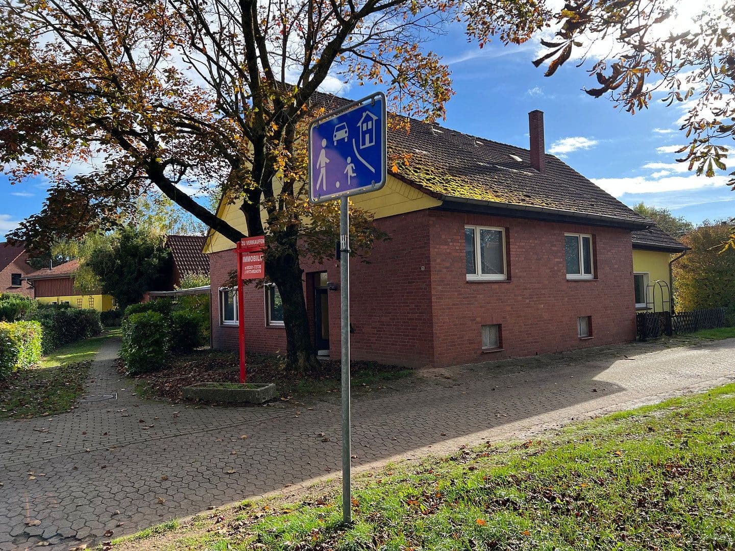 Predaj domu 209 m², pozemok 695 m², Hinter den Höfen 1, Wunstorf, Dolné Sasko Predaj domu 209 m², pozemok 695 m², Hinter den Höfen 1, Wunstorf, Dolné Sasko