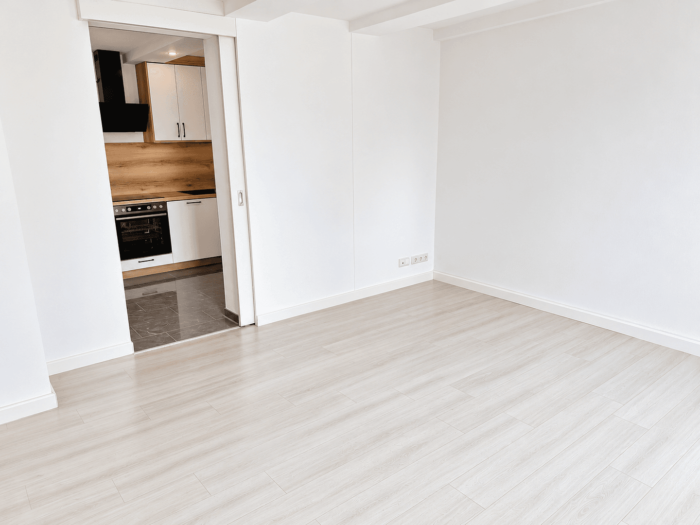 Prenájom bytu 2-izbový 60 m², Marktstraße 17, Wolfsburg, Dolné Sasko Prenájom bytu 2-izbový 60 m², Marktstraße 17, Wolfsburg, Dolné Sasko