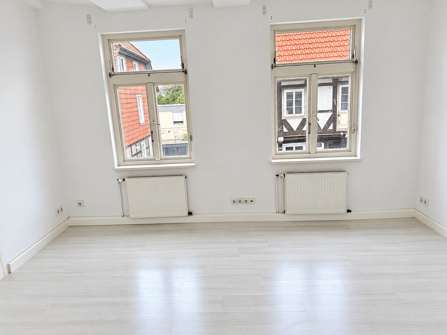 Prenájom bytu 2-izbový 60 m², Marktstraße 17, Wolfsburg, Dolné Sasko Prenájom bytu 2-izbový 60 m², Marktstraße 17, Wolfsburg, Dolné Sasko