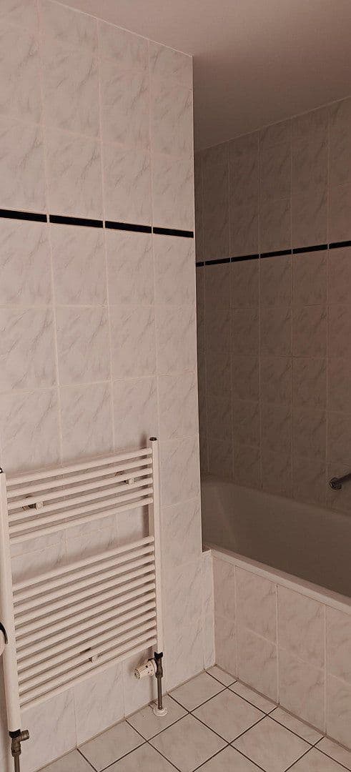 Prenájom bytu 2-izbový 69 m², Bischofstraße 29, Leipzig, Sasko Prenájom bytu 2-izbový 69 m², Bischofstraße 29, Leipzig, Sasko