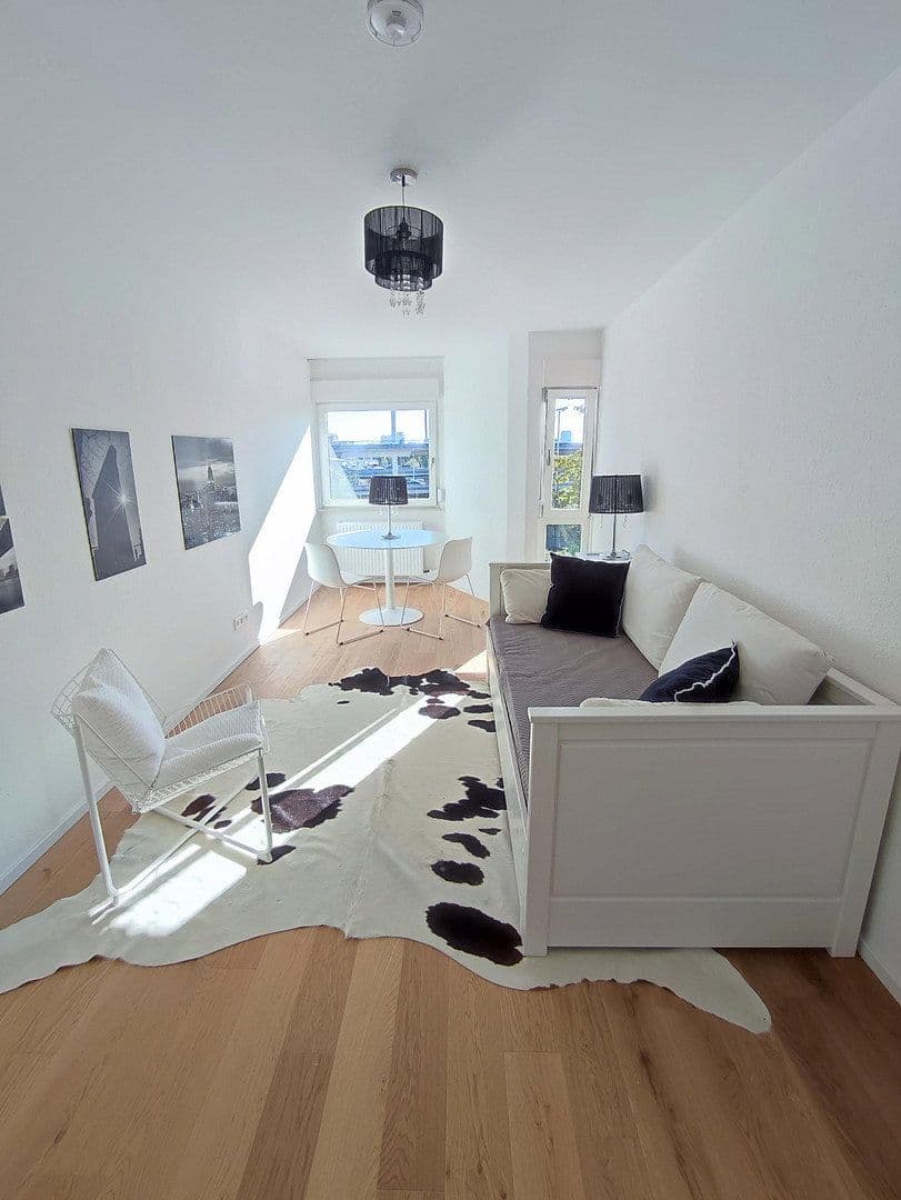 Prenájom bytu 1-izbový 24 m², Akademiestraße 6, Mannheim, Bádensko-Wurttembersko Prenájom bytu 1-izbový 24 m², Akademiestraße 6, Mannheim, Bádensko-Wurttembersko