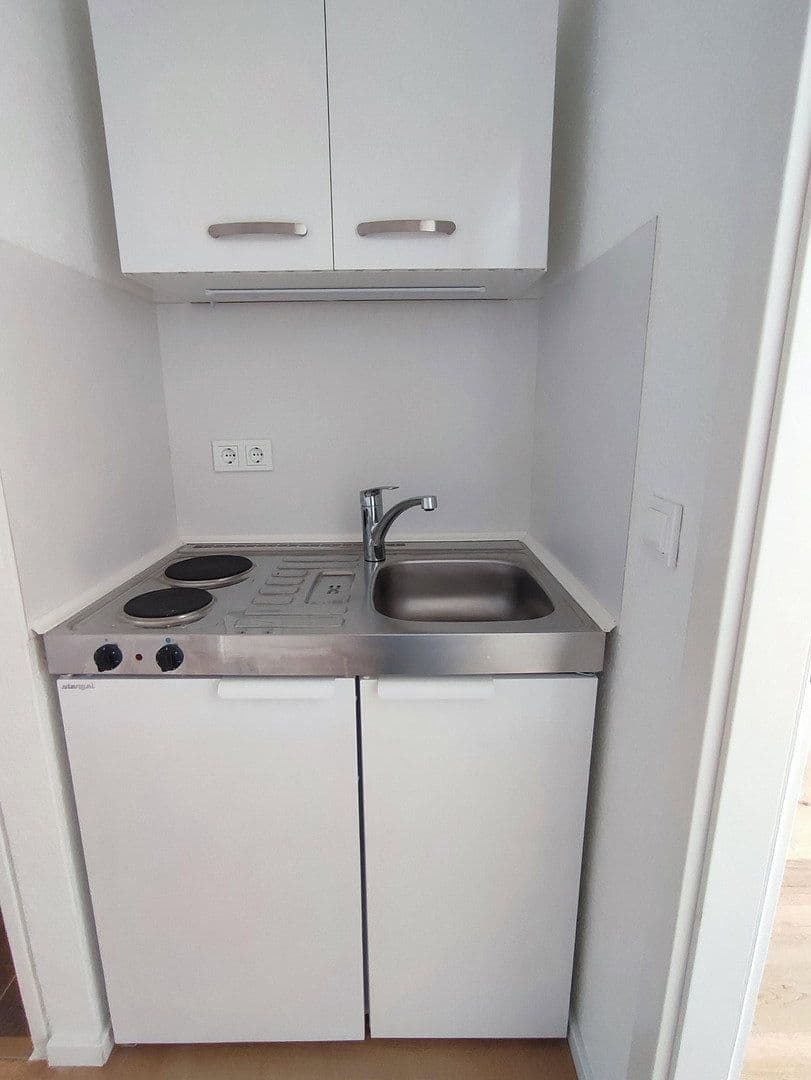 Prenájom bytu 1-izbový 24 m², Akademiestraße 6, Mannheim, Bádensko-Wurttembersko Prenájom bytu 1-izbový 24 m², Akademiestraße 6, Mannheim, Bádensko-Wurttembersko