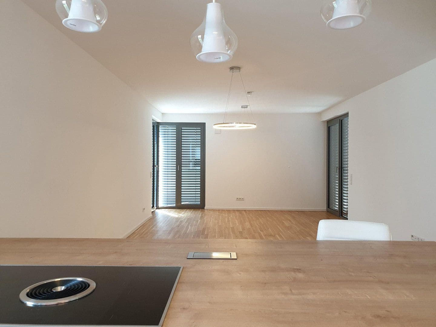 Prenájom bytu 2-izbový 75 m², Mörfelder Straße 22, Kelsterbach, Hesensko Prenájom bytu 2-izbový 75 m², Mörfelder Straße 22, Kelsterbach, Hesensko