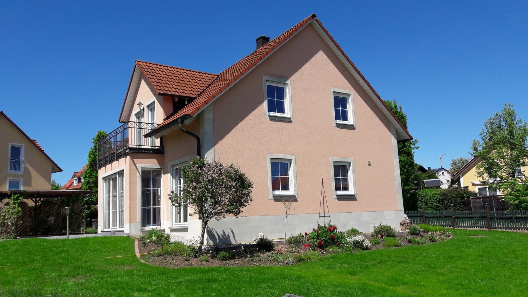 Predaj domu 155 m², pozemok 670 m², Regenstauf, Bavorsko Predaj domu 155 m², pozemok 670 m², Regenstauf, Bavorsko