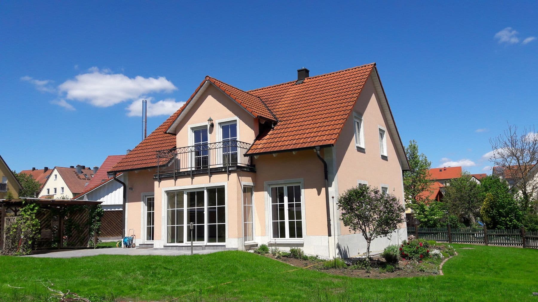 Predaj domu 155 m², pozemok 670 m², Regenstauf, Bavorsko Predaj domu 155 m², pozemok 670 m², Regenstauf, Bavorsko